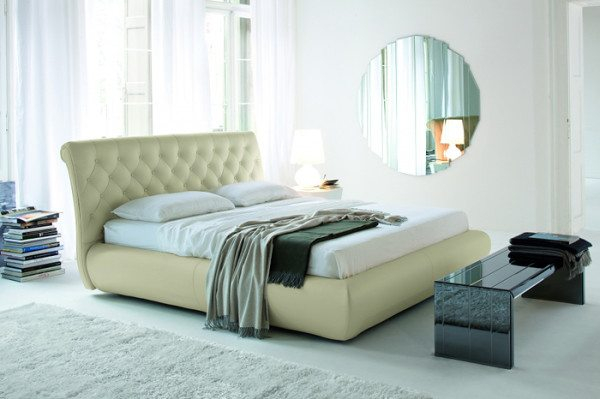 Как должна стоять кровать в спальне – различные советы правильного расположения мебели