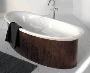 Экран для ванны из дерева