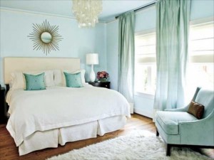 cozy-bedroom-with-ice-blue-color-540x405